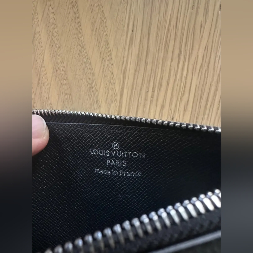 Louis Vuitton Recto Verso Coin Purse - Picture 4 of 6